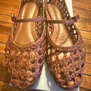 The Demi Jane Flat